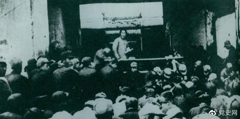 1935年12月27日，毛澤東在陜北瓦窯堡黨的活動分子會議上作《論反對日本帝國主義的策略》報(bào)告。